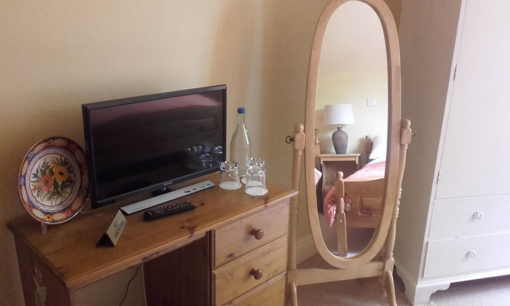 Blossom Hill Bed And Breakfast Killaloe Zewnętrze zdjęcie